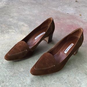 Size 11 Manolo Blahnik Suede Loafer Heel